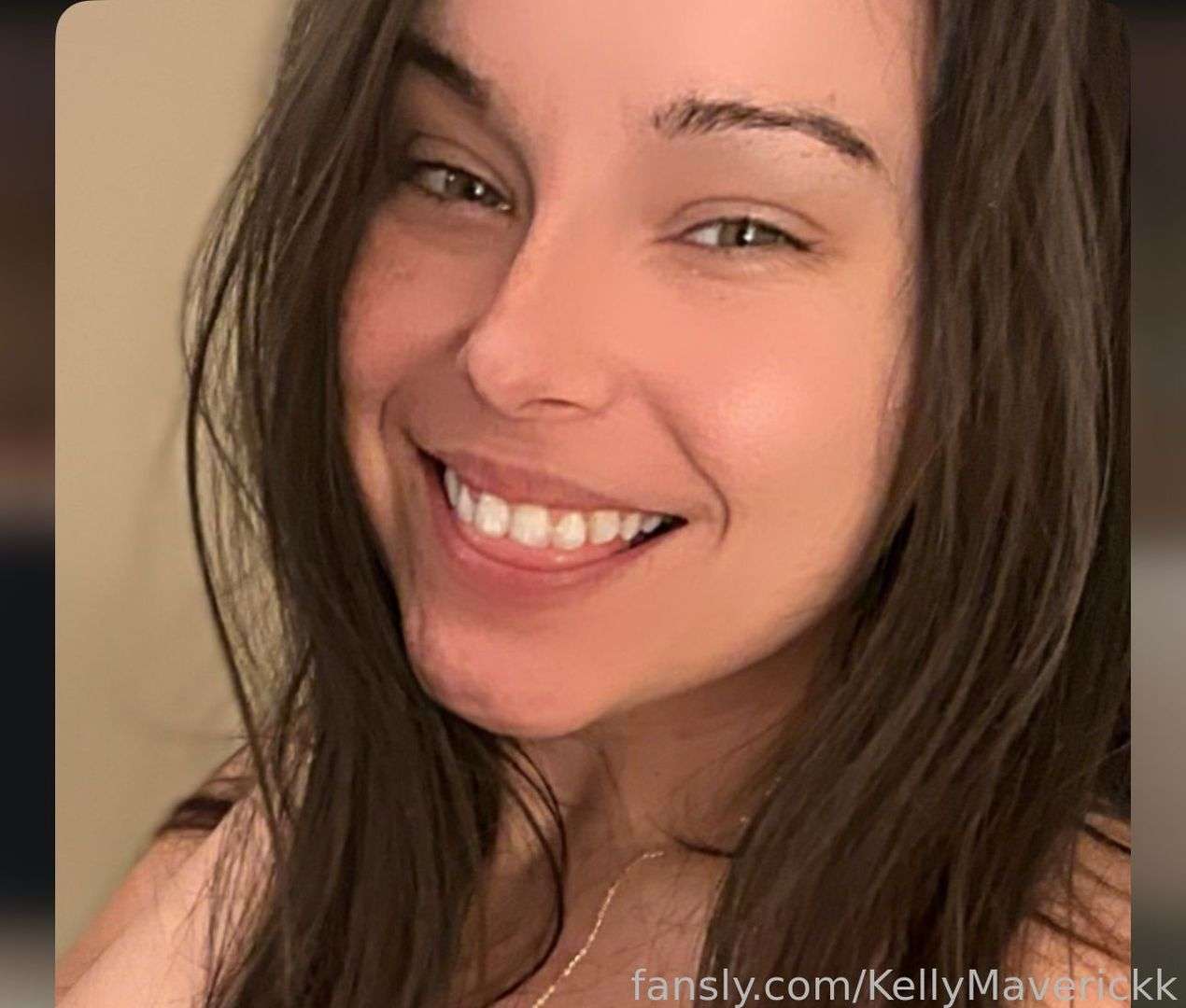 fansly KellyMaverickk profile photo  