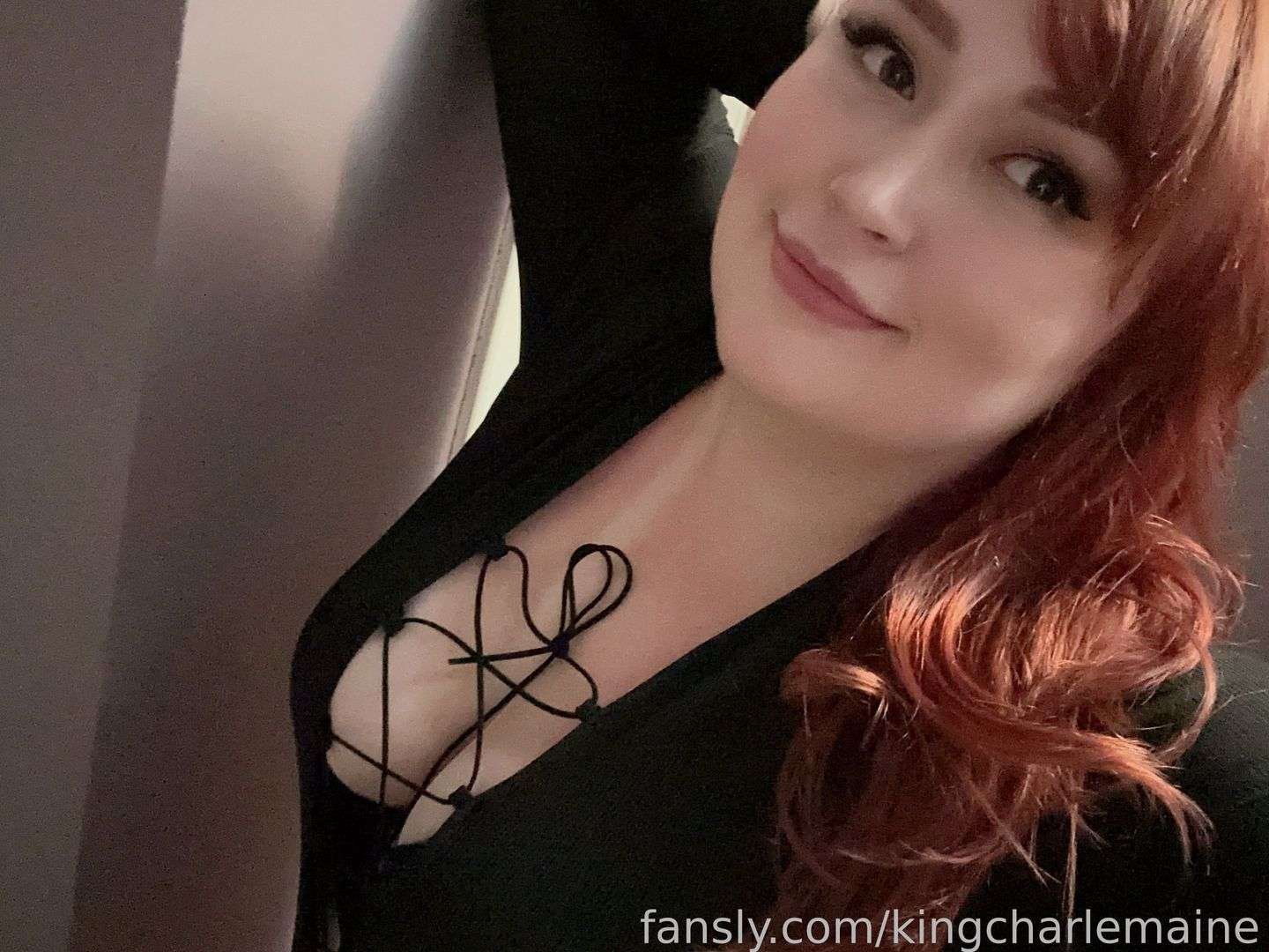 fansly kingcharlemaine profile photo  