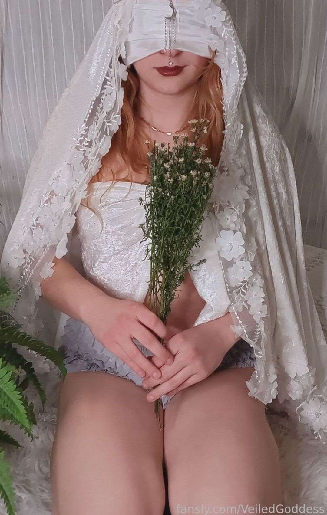 fansly VeiledGoddess profile photo  