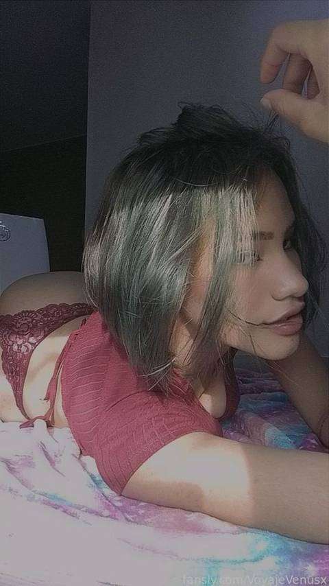 fansly VenusVoyajexx profile photo  