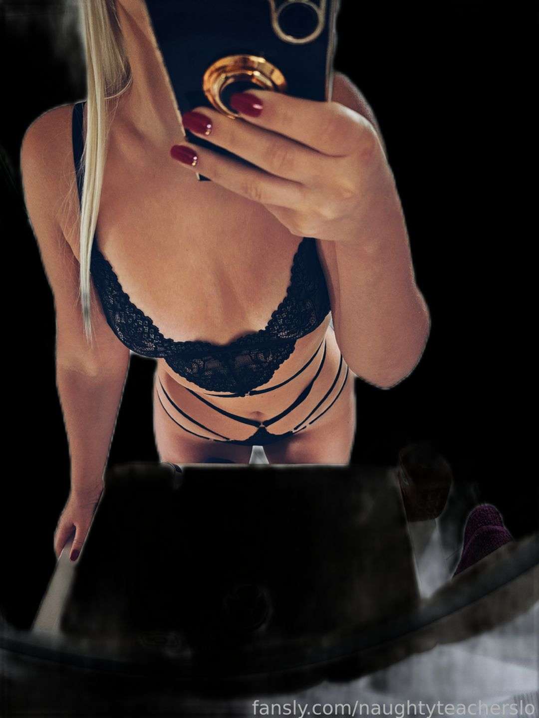 fansly naughtyteacherslo profile photo  
