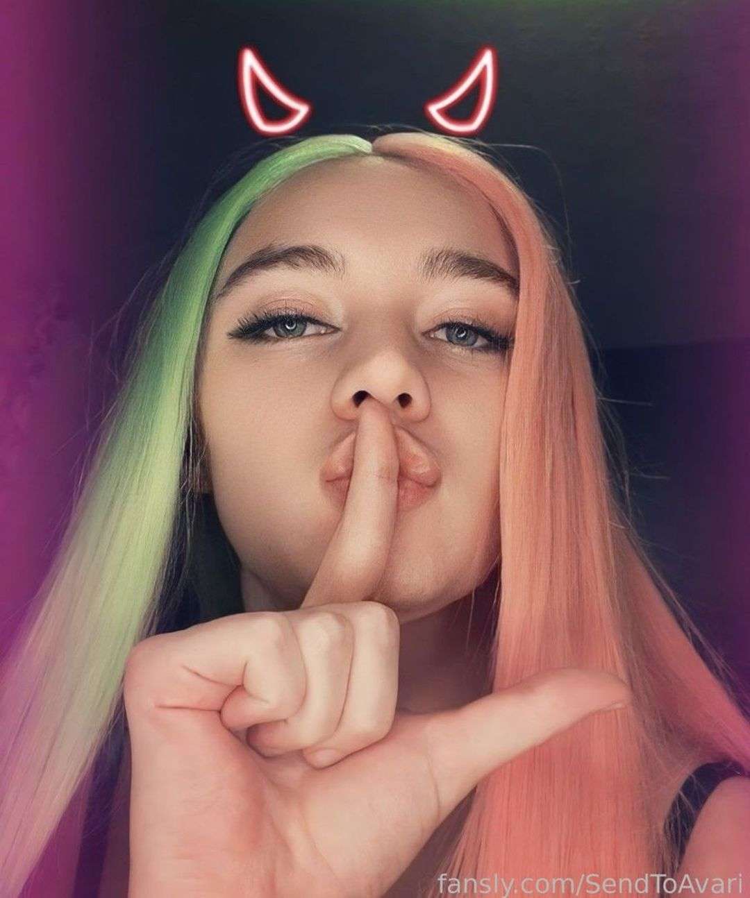 fansly Dragoness Avari profile photo  