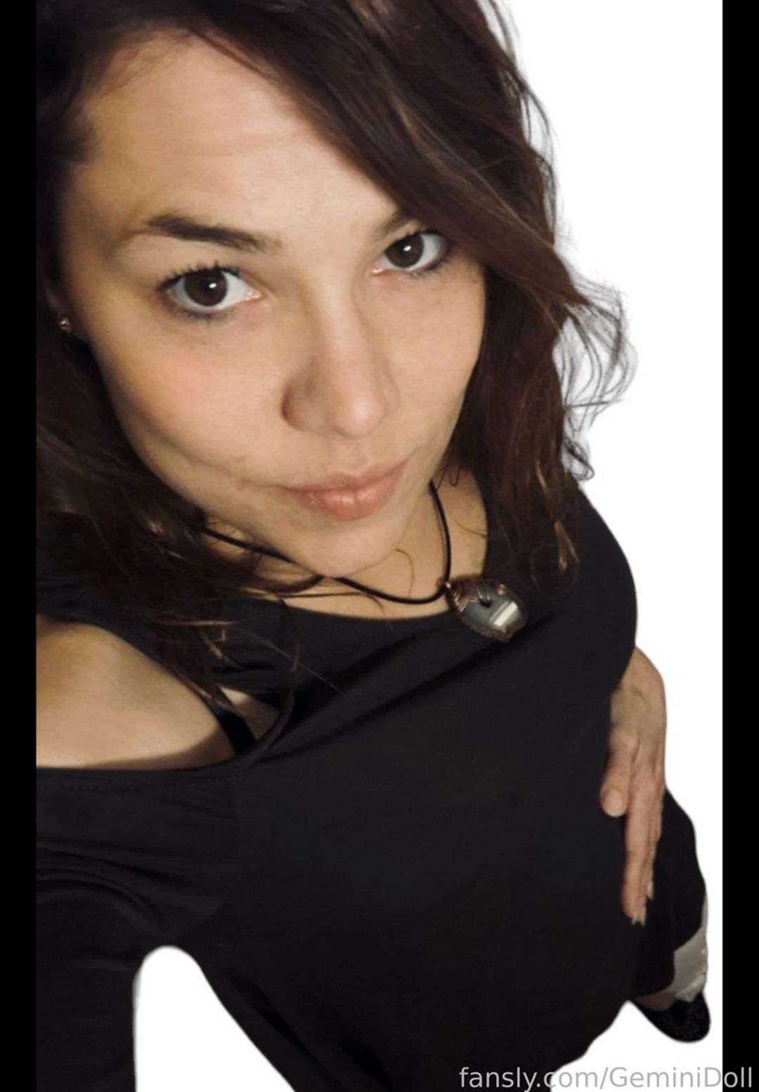 fansly GeminiDoll profile photo  
