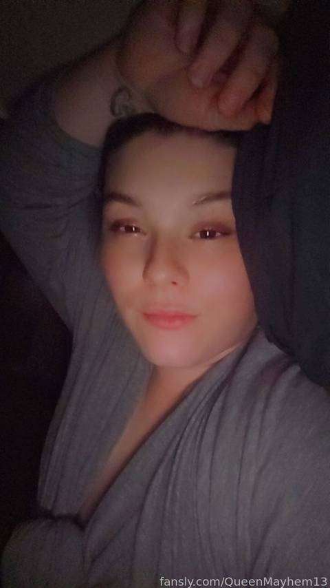 fansly QueenMae profile photo  