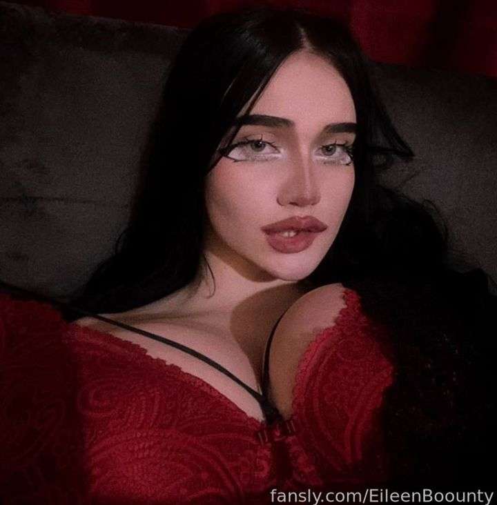 fansly Eileen Boounty profile photo  