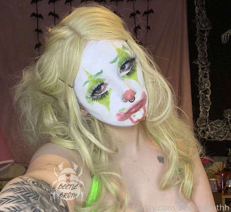 fansly beetlebrothh profile photo  