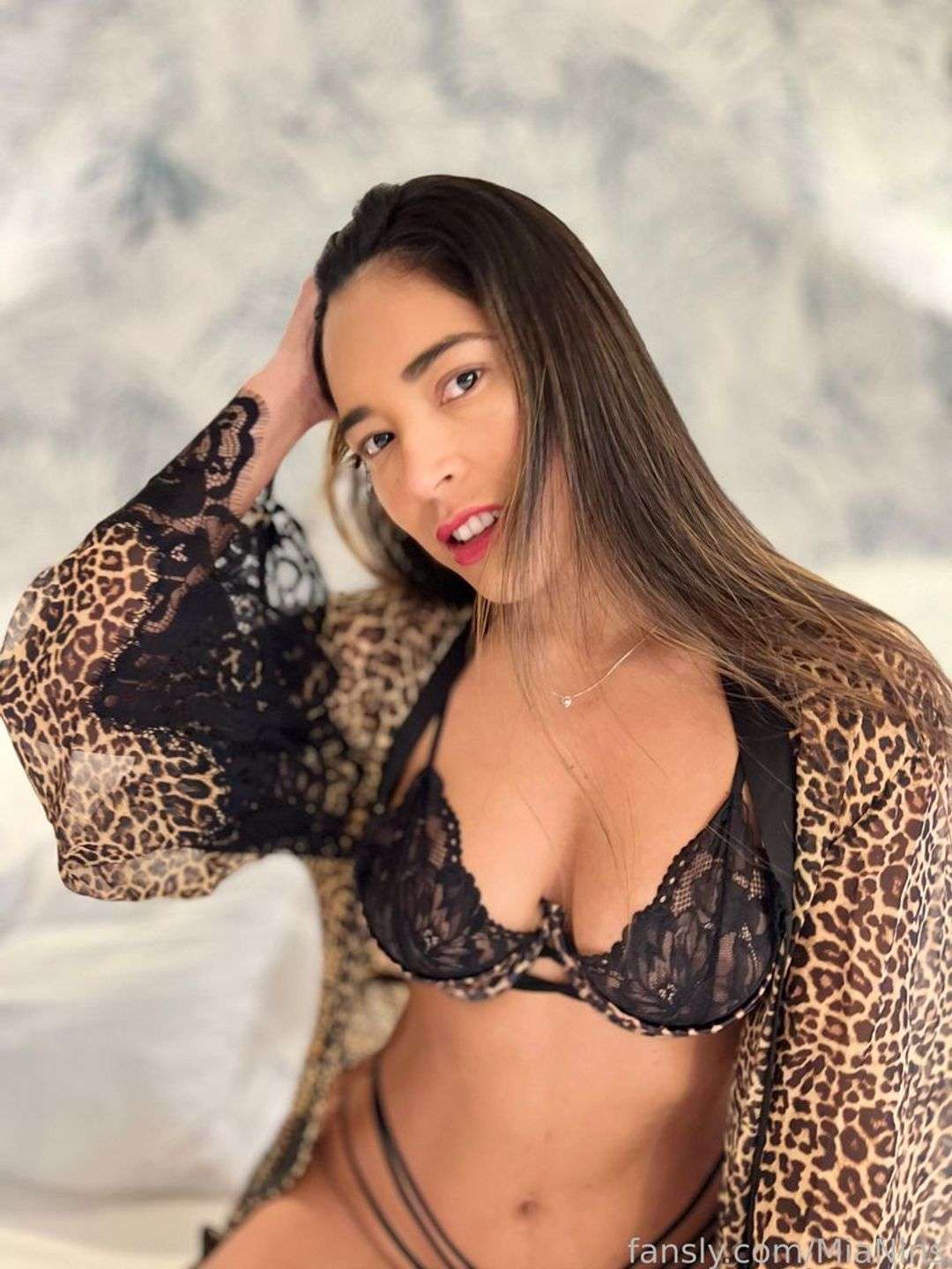 fansly MiaNins profile photo  