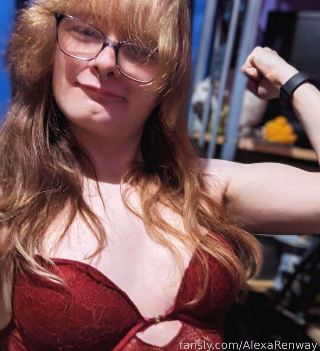 fansly AlexaRenway profile photo  