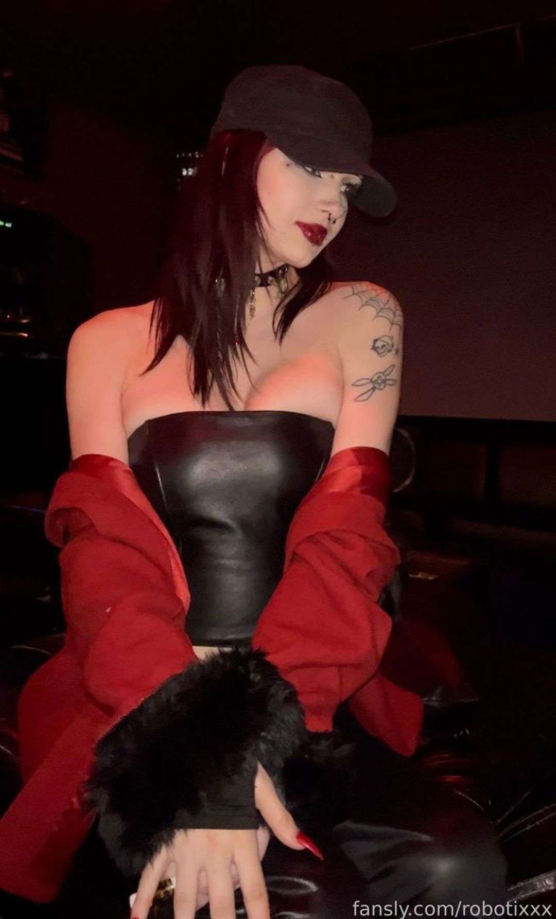 fansly sirena:3 profile photo  