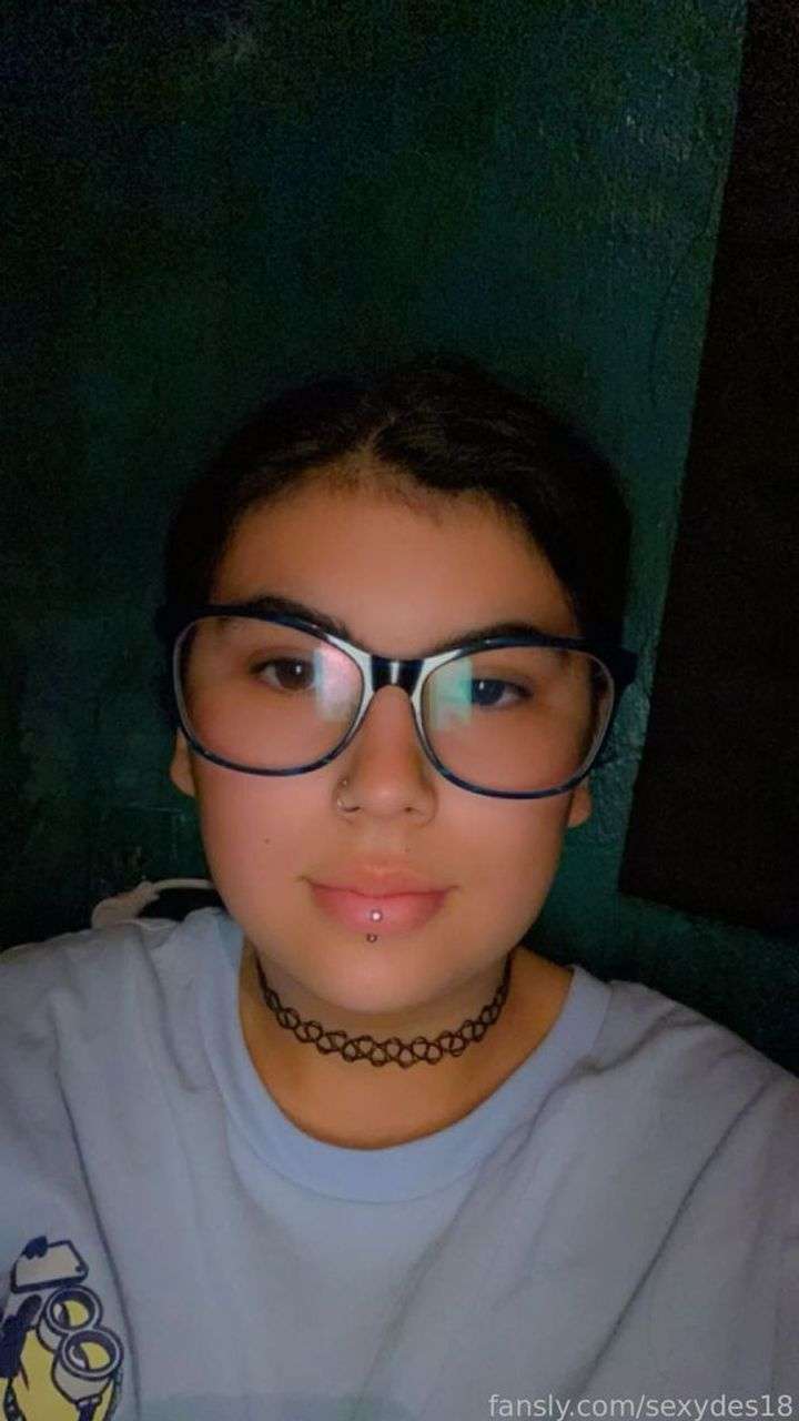 fansly sexydes18 profile photo  