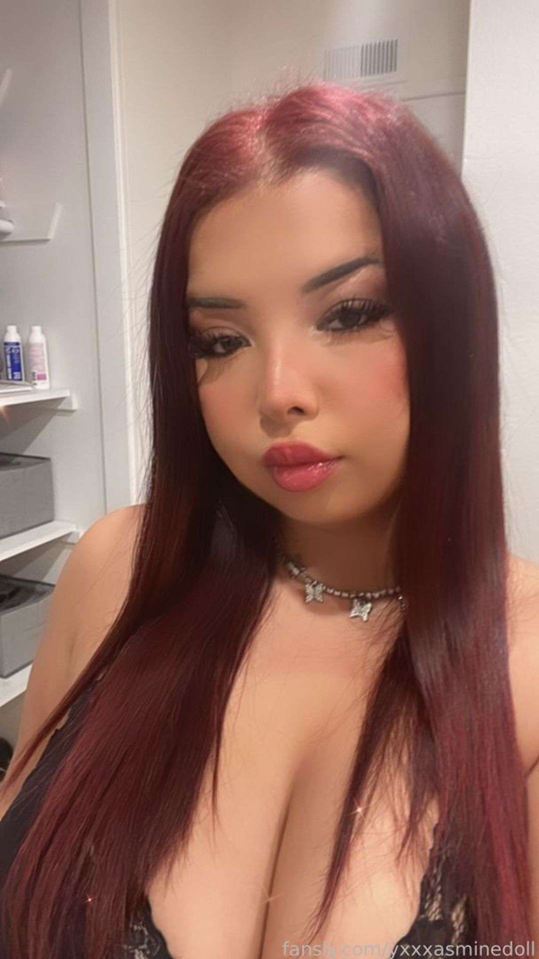 fansly yxxxasminedoll profile photo  