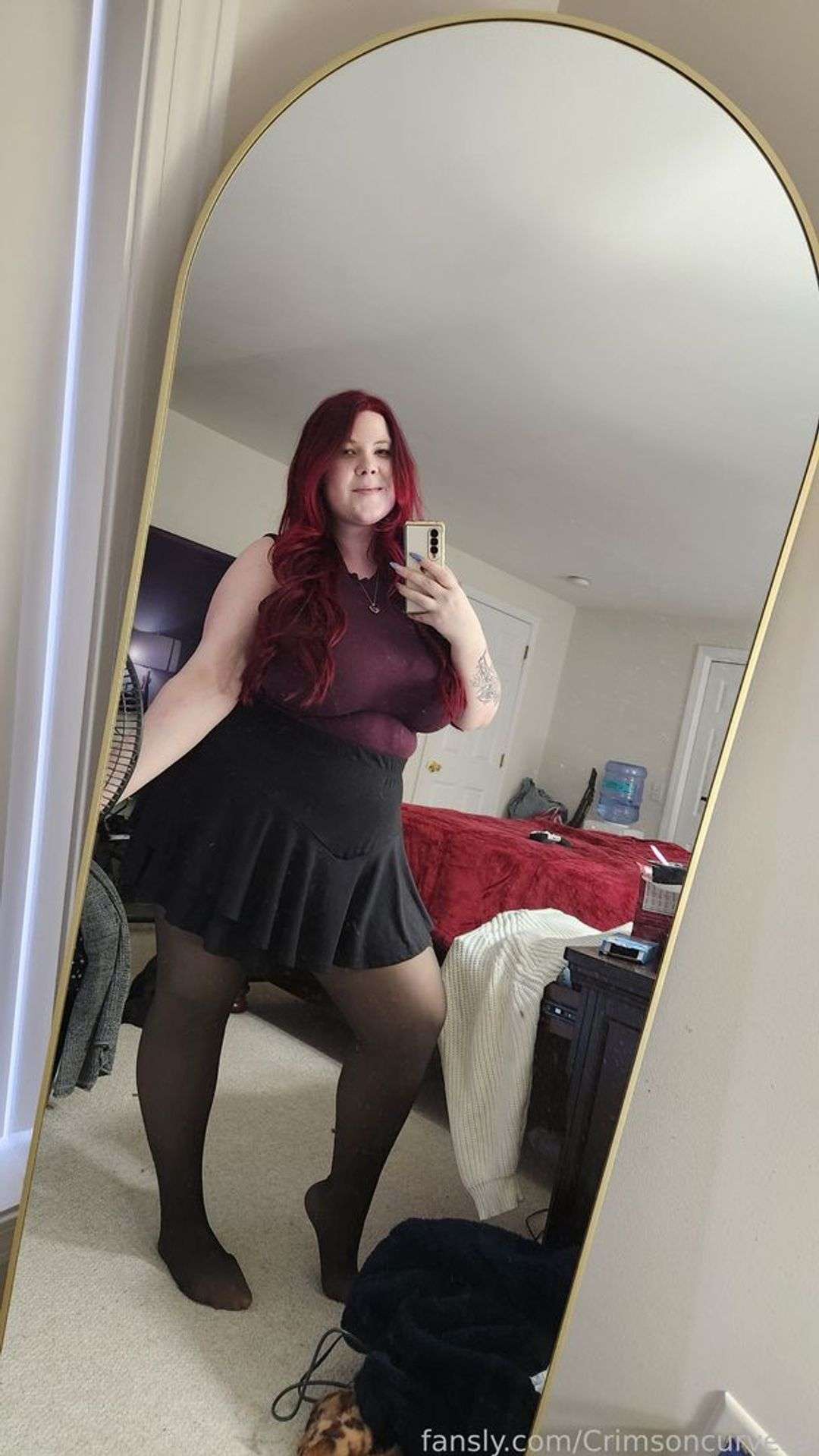 fansly Crimson Curves profile photo  