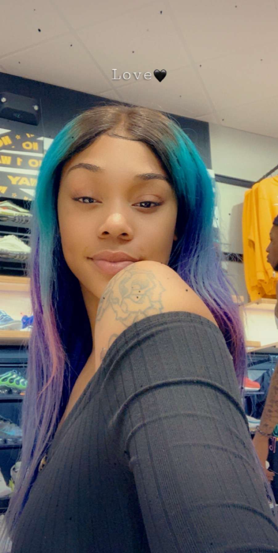 onlyfans perfecction 👯‍♀️🖤 profile photo  