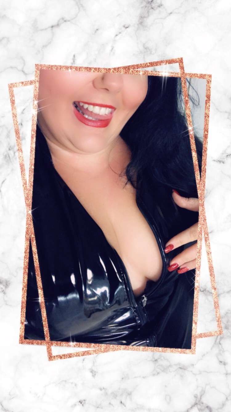 onlyfans Voodoo Vixen NI profile photo  