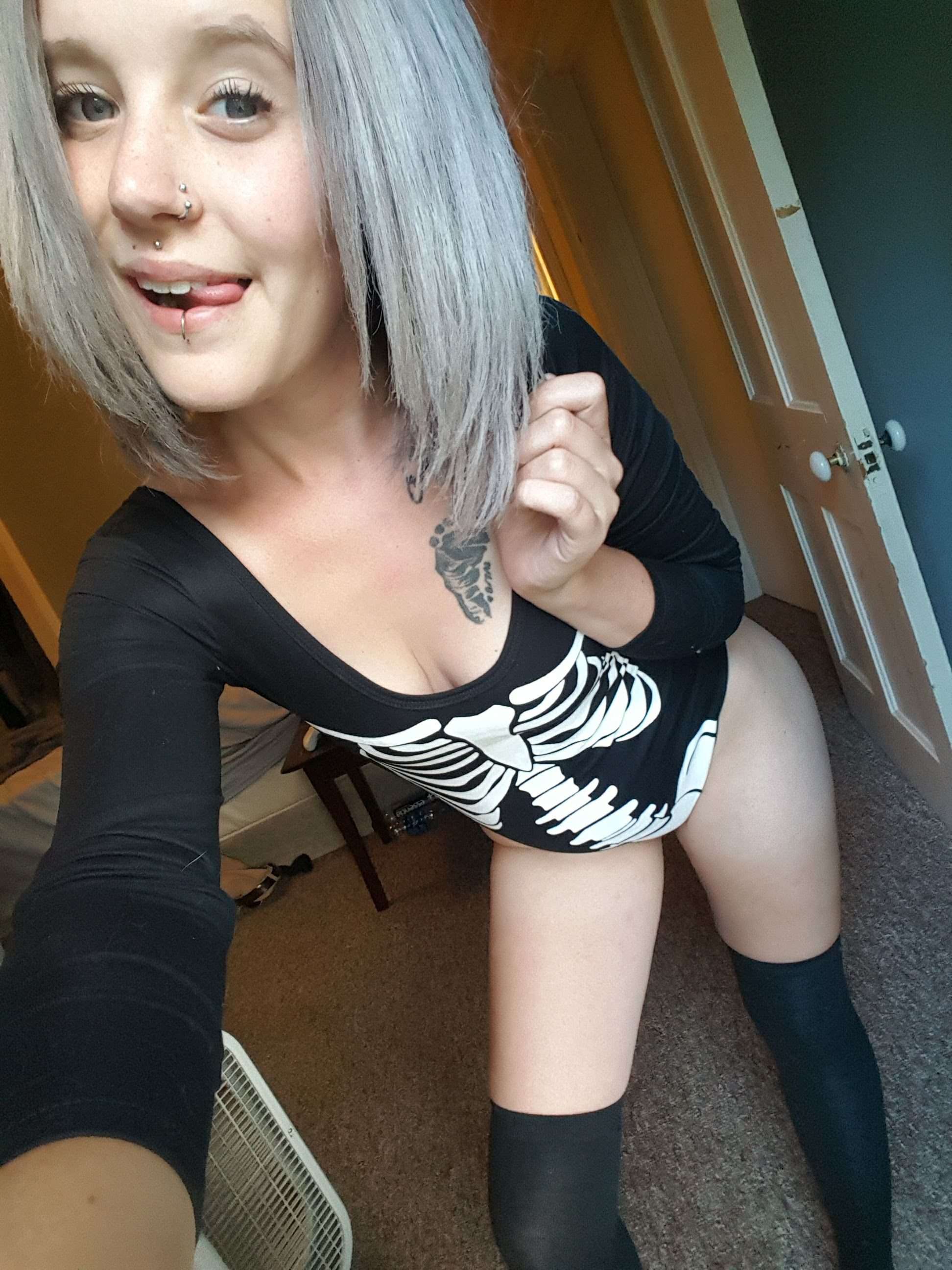 onlyfans KittyKatQueen27 profile photo  