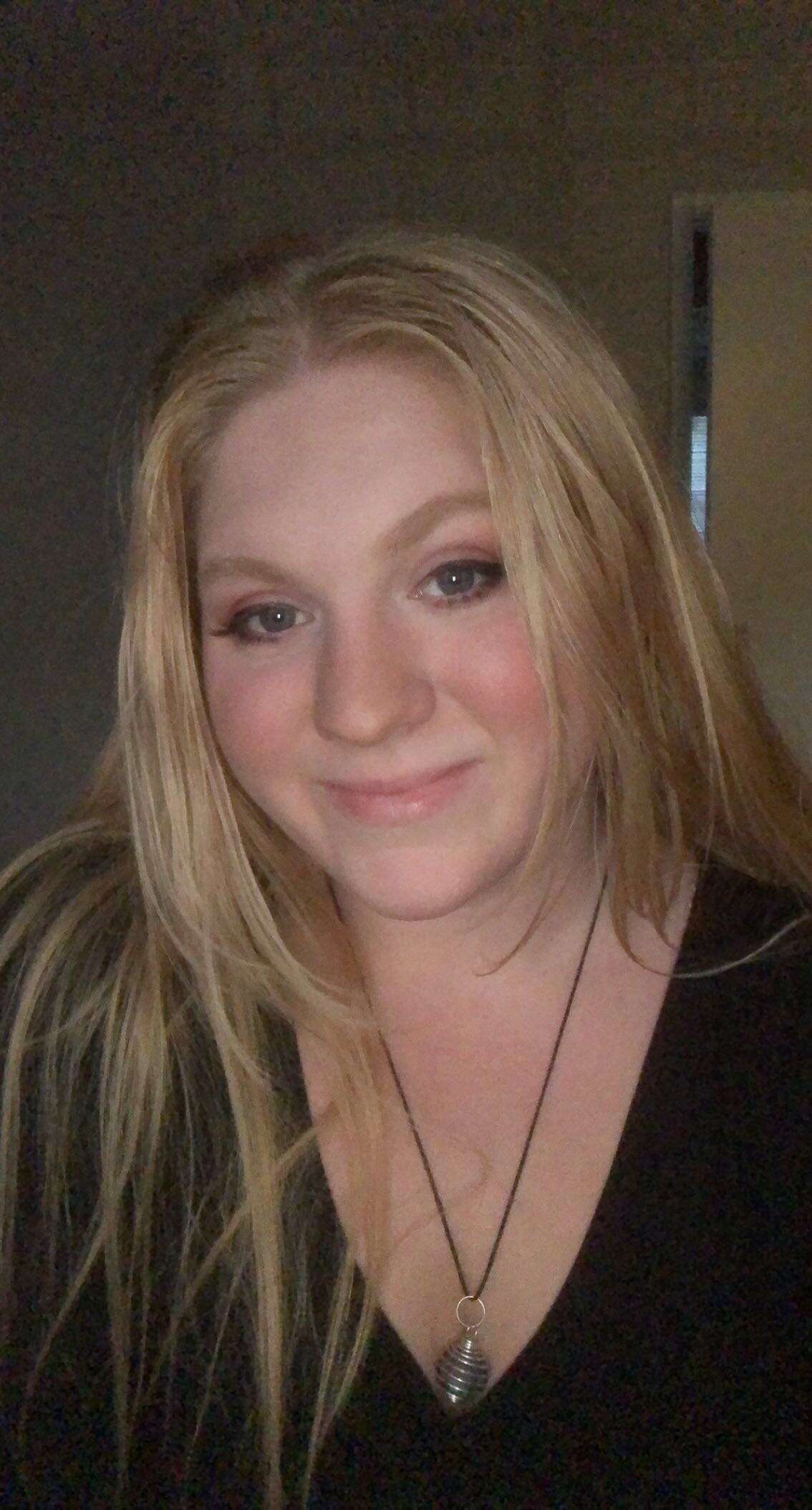 onlyfans lou profile photo  
