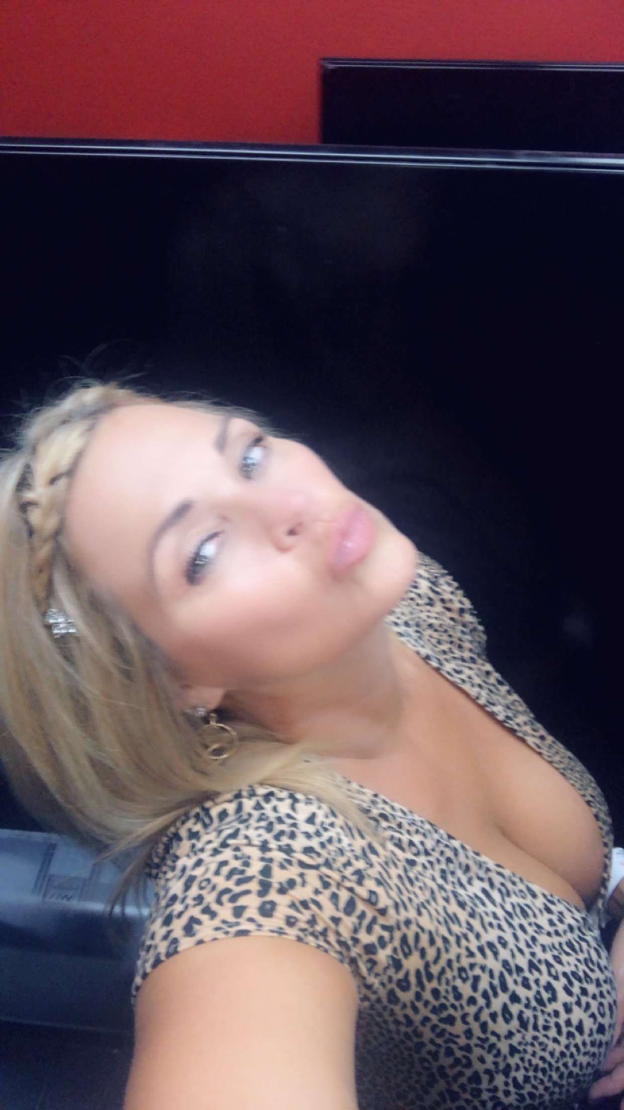 onlyfans Santasvixxxen profile photo  