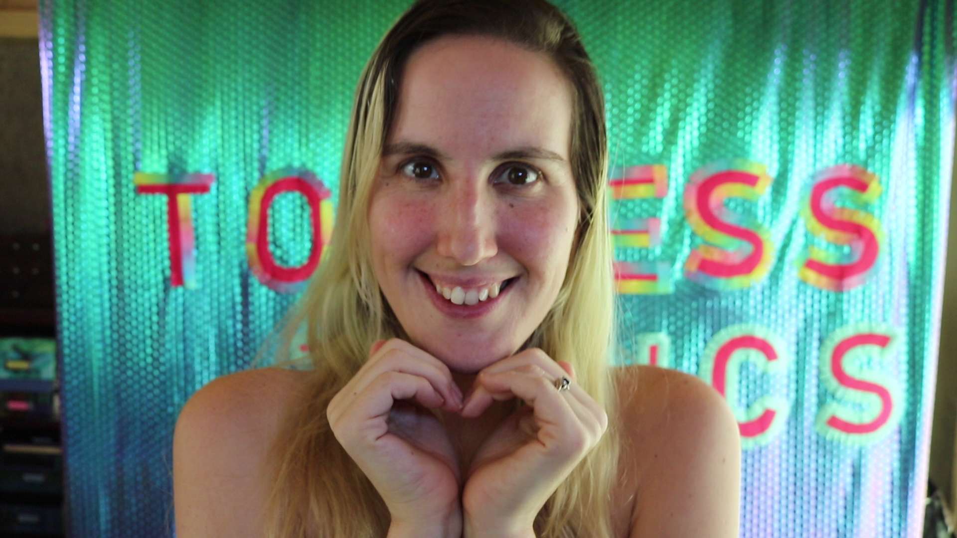 onlyfans Topless Topics profile photo  