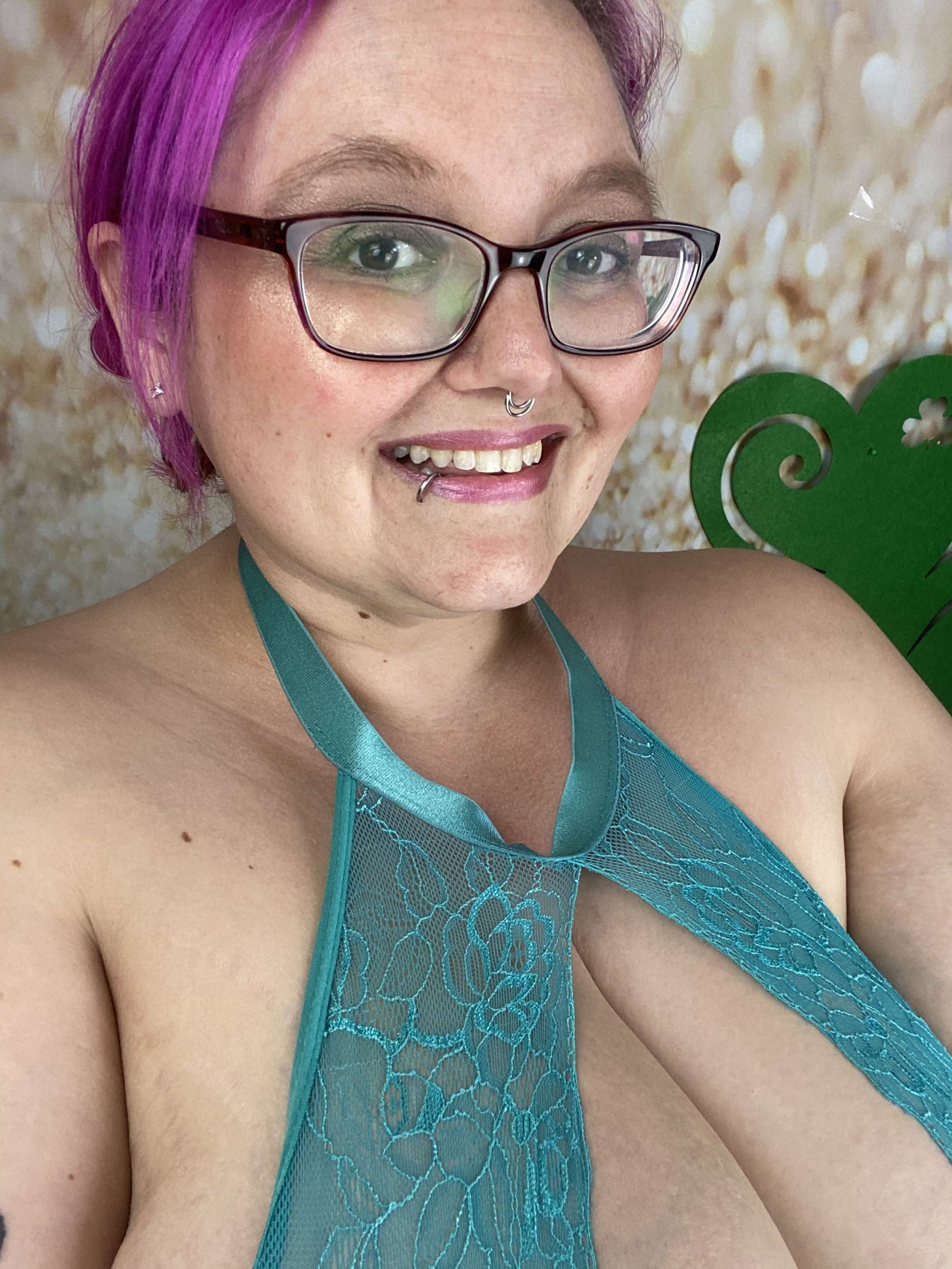 onlyfans SaraStar profile photo  
