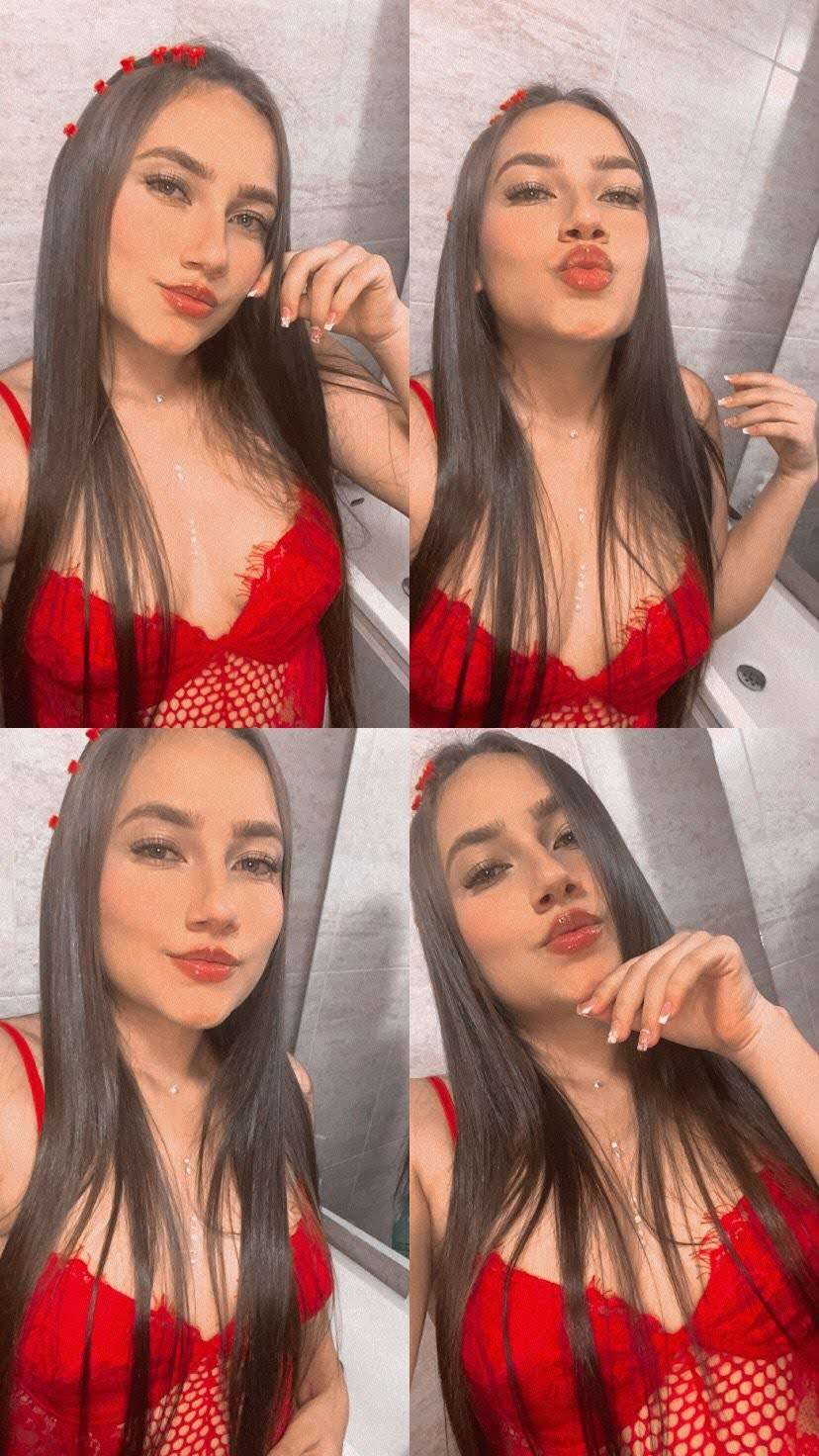 onlyfans Adriana_19 profile photo  