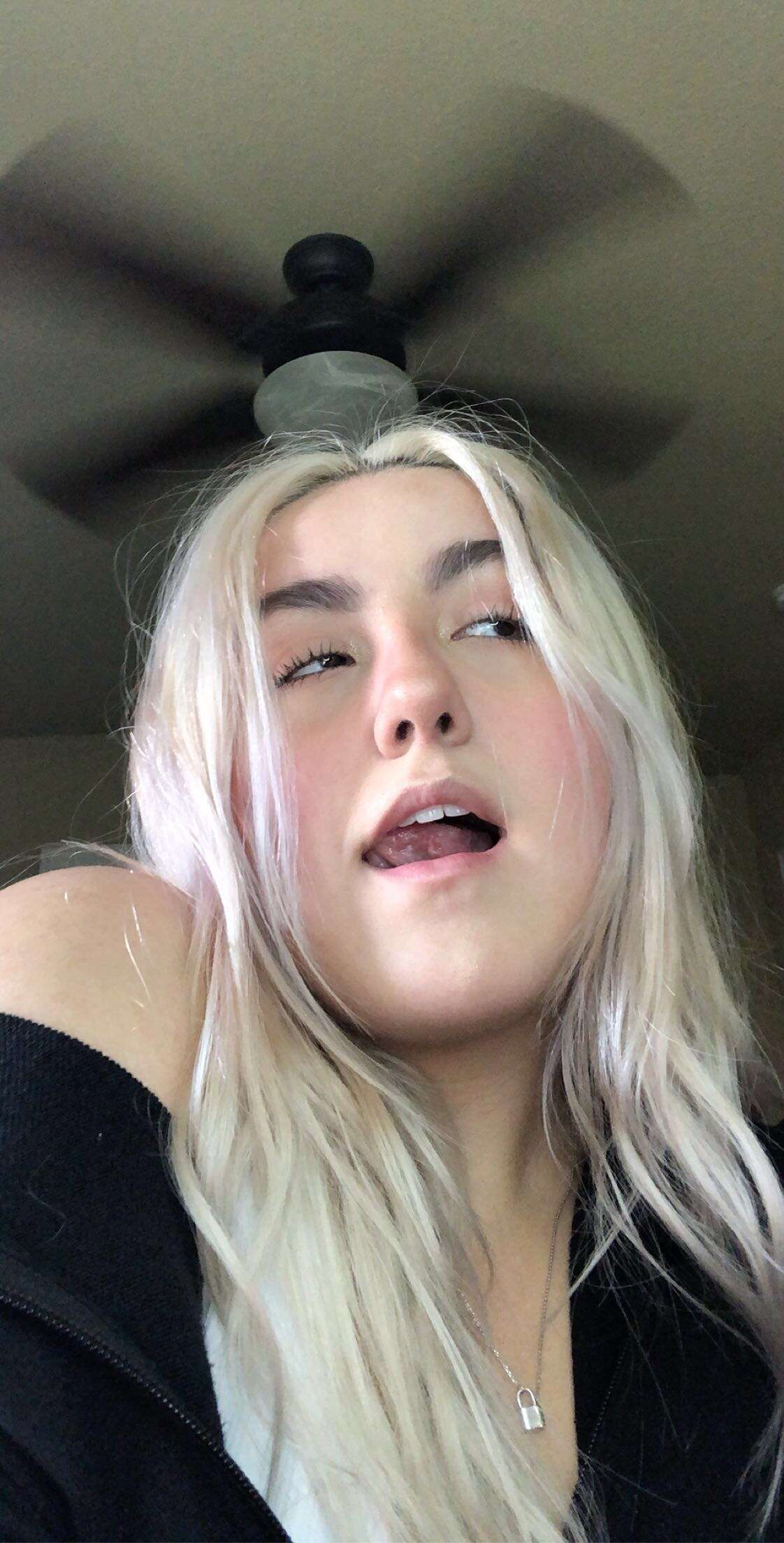 onlyfans Luna Versace profile photo  