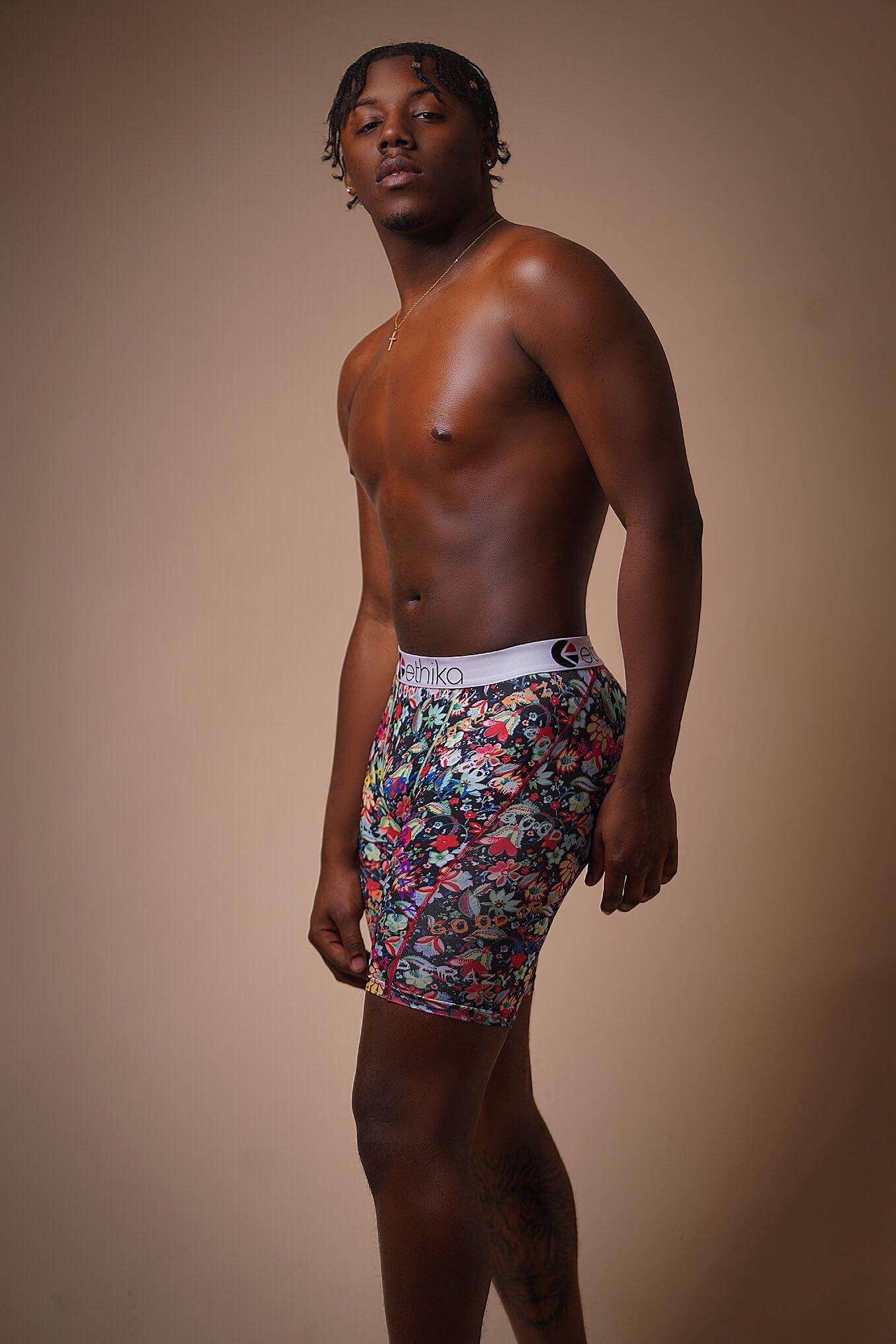 onlyfans Thereallhoodkenndoll profile photo  