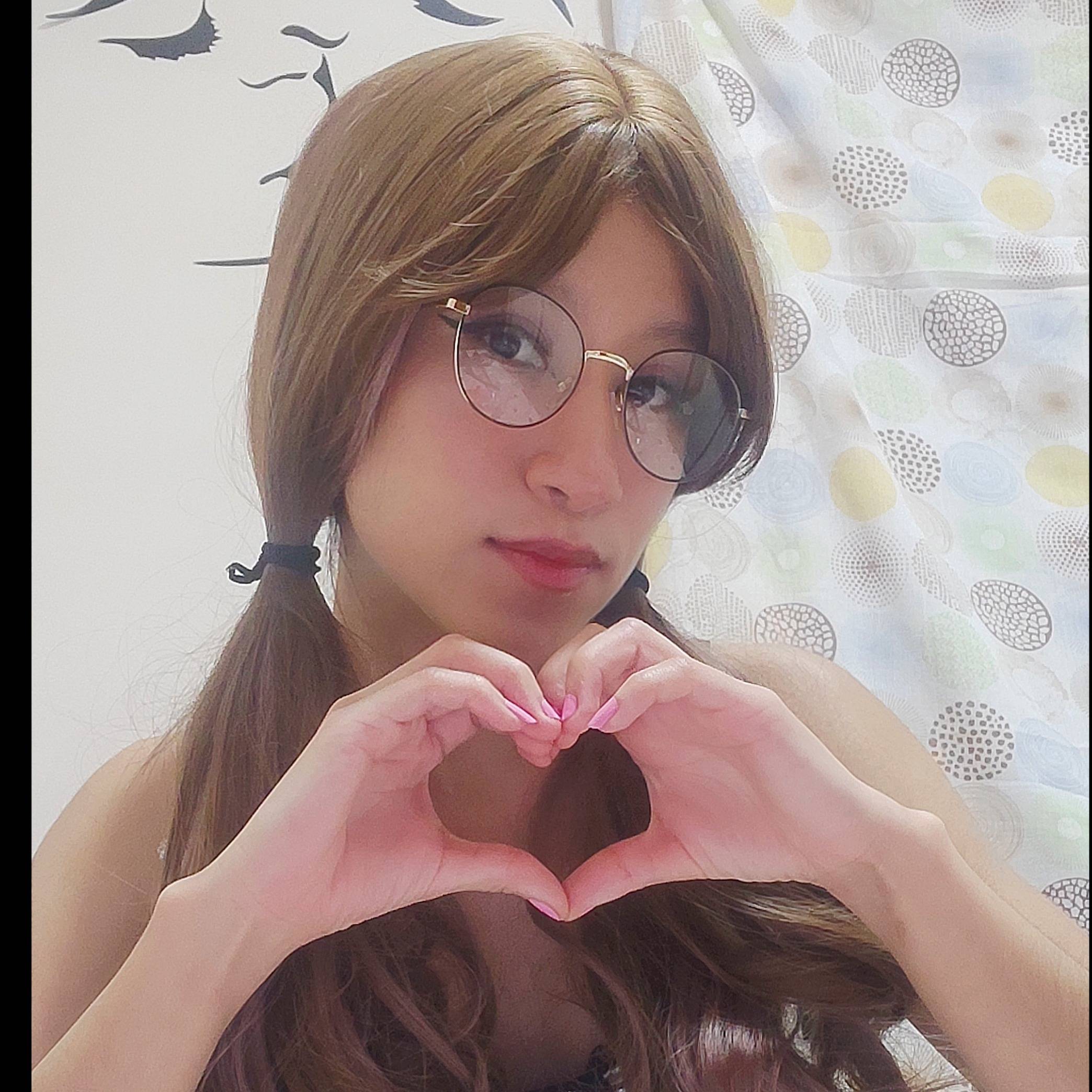 loverfans Adeliyeral profile photo. Adeliyeral 24