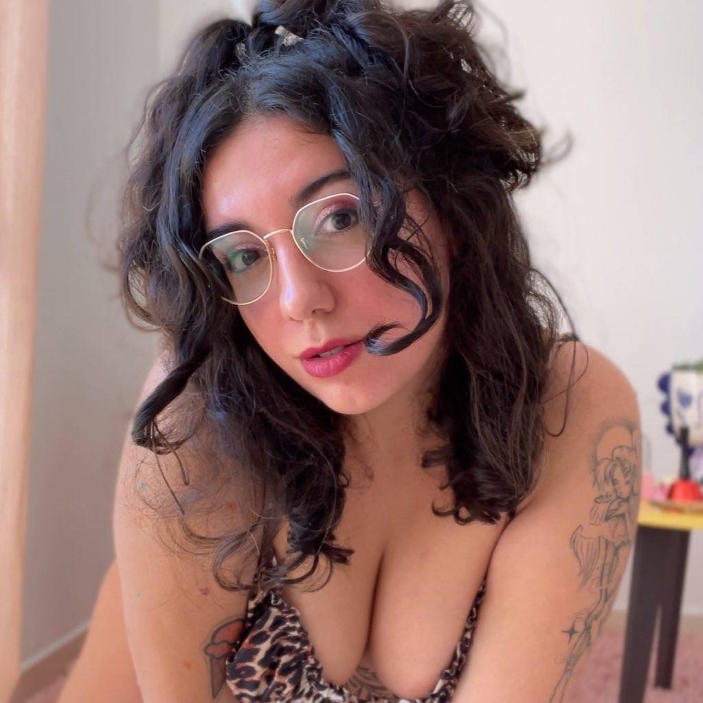 loverfans GoddessDri profile photo. GoddessDri 8