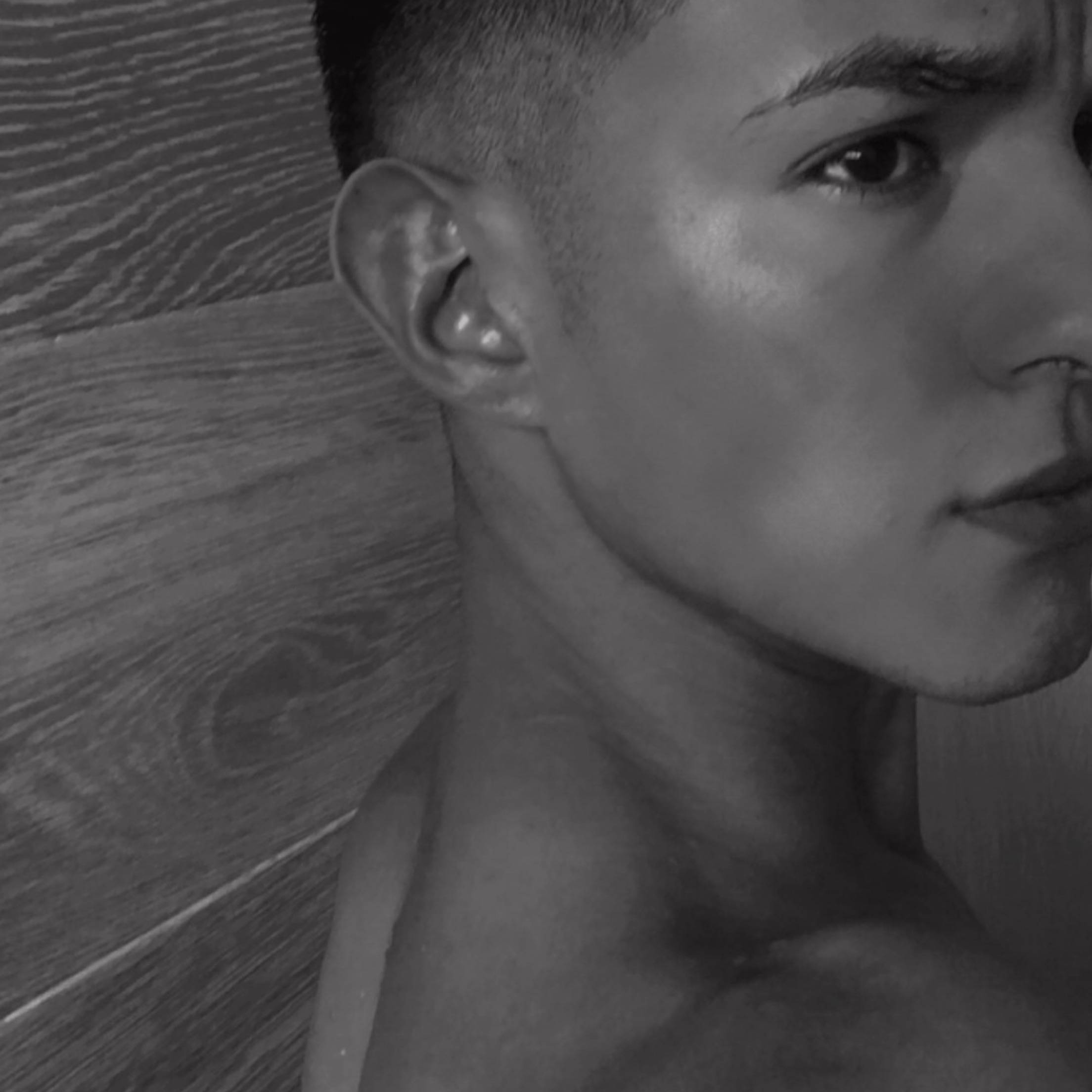 loverfans IránLux profile photo. IránLux 19