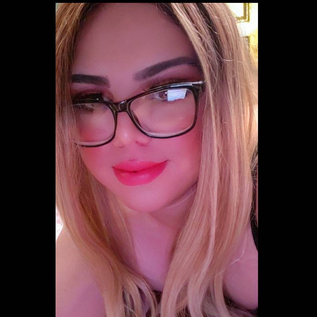 loverfans KyaraEstda profile photo. KyaraEstda 28