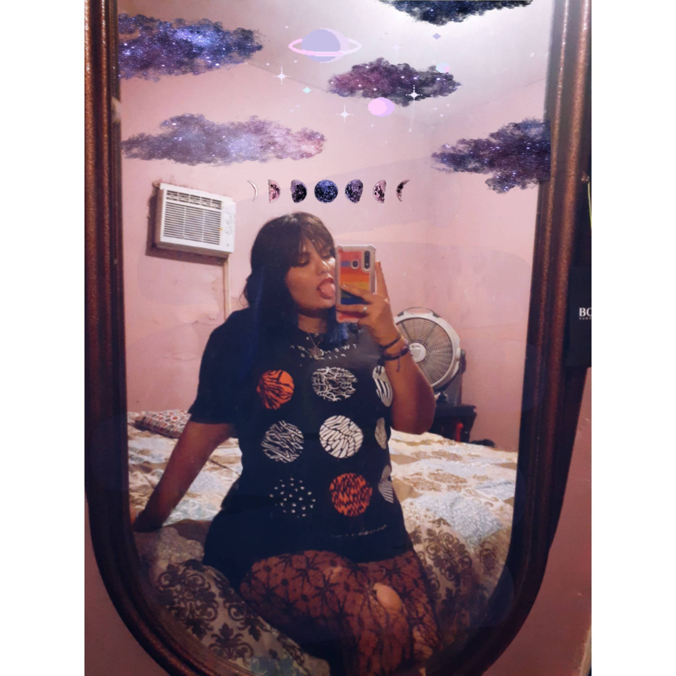 loverfans Violet Moon profile photo. Violet Moon 5