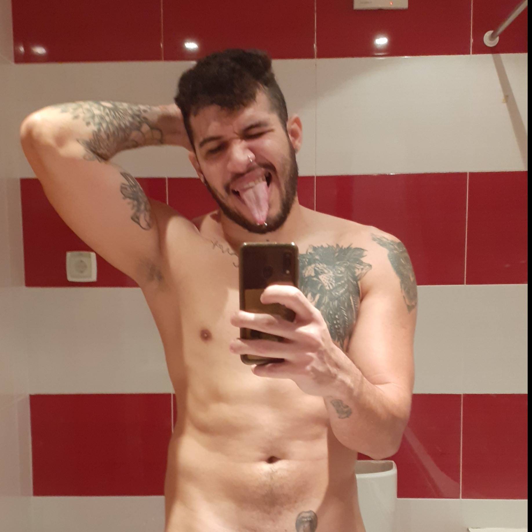 loverfans MichSex26 profile photo. MichSex26 9