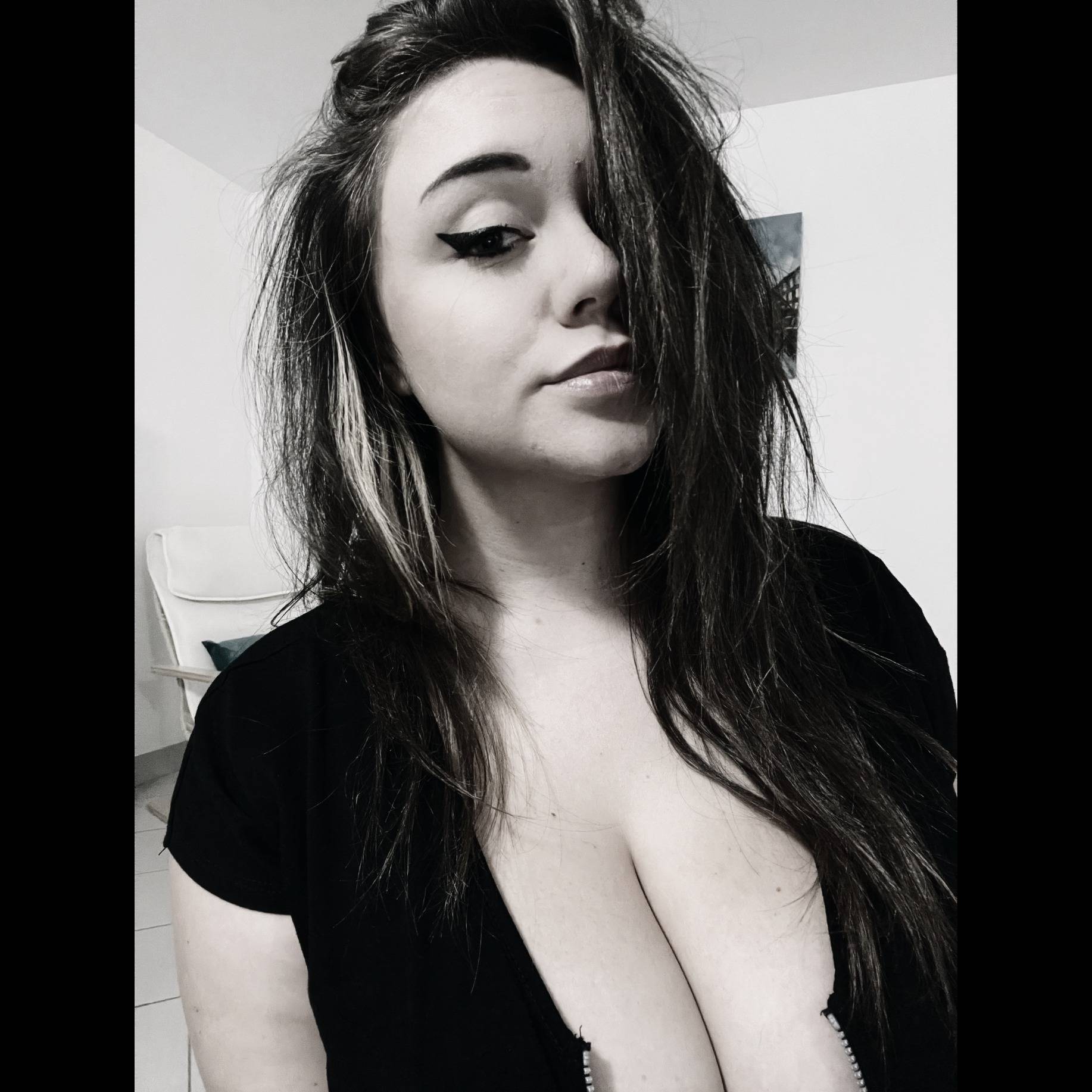 loverfans Nanayss666 profile photo. Nanayss666 12