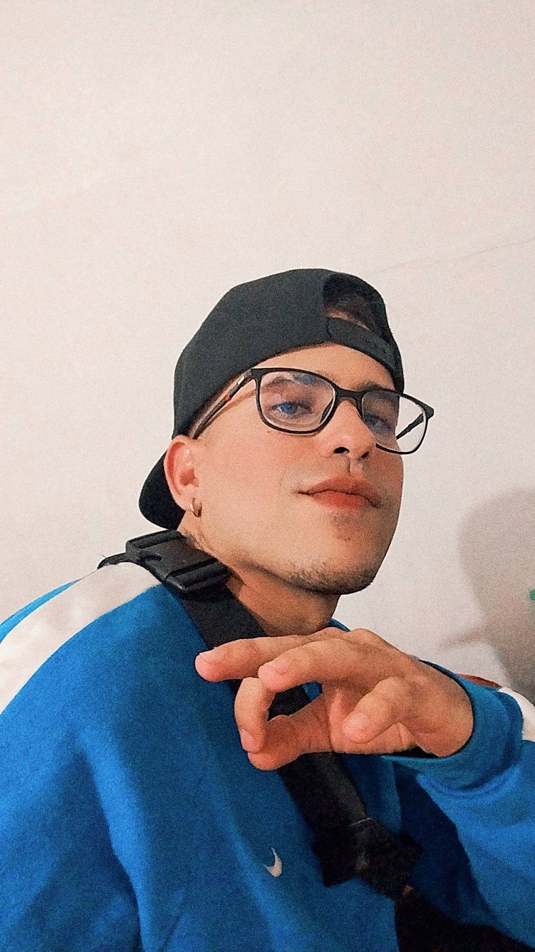 loverfans Smilow G profile photo. Smilow G 30