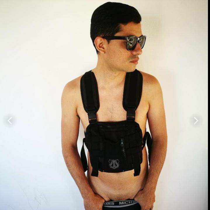 loverfans Yhon profile photo. Yhon 16