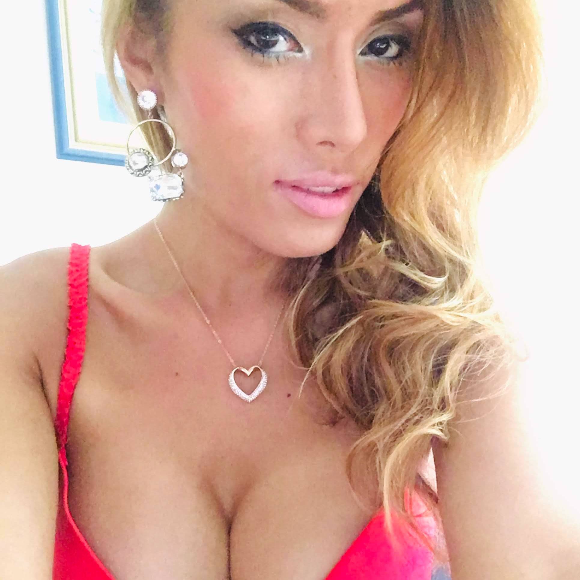 loverfans TS Angeliya Rose profile photo. TS Angeliya Rose 14
