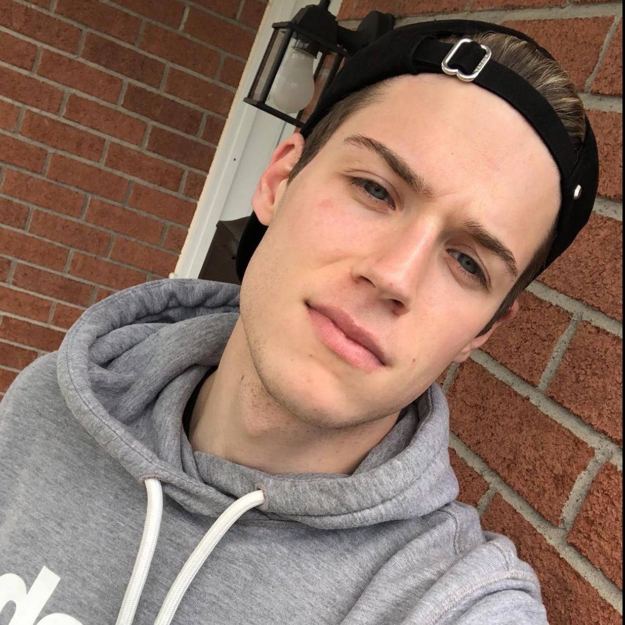 loverfans Brendon White profile photo. Brendon White 17