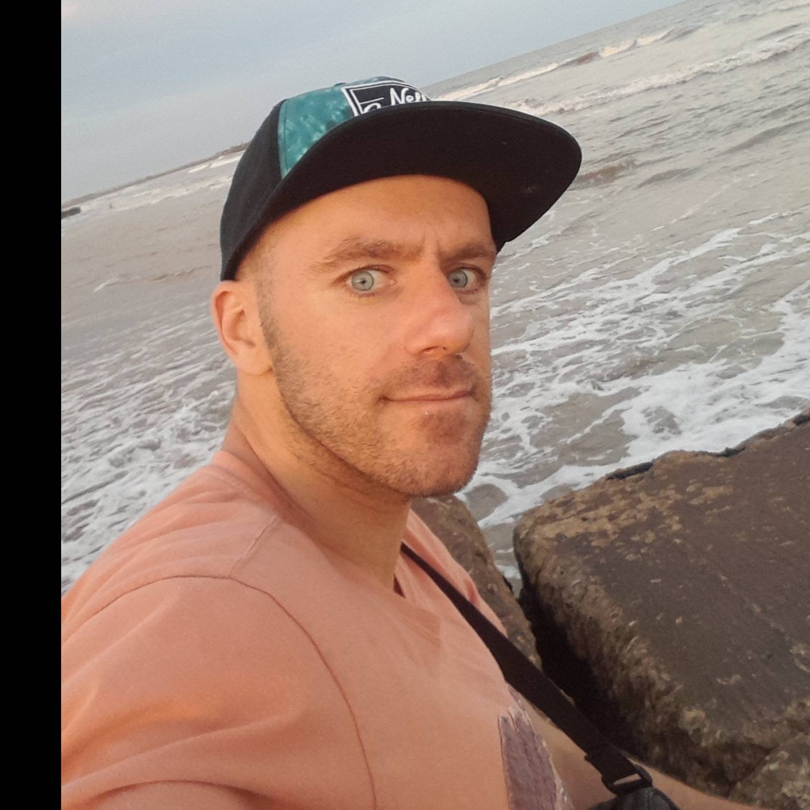 loverfans michael12345678 profile photo. michael12345678 15