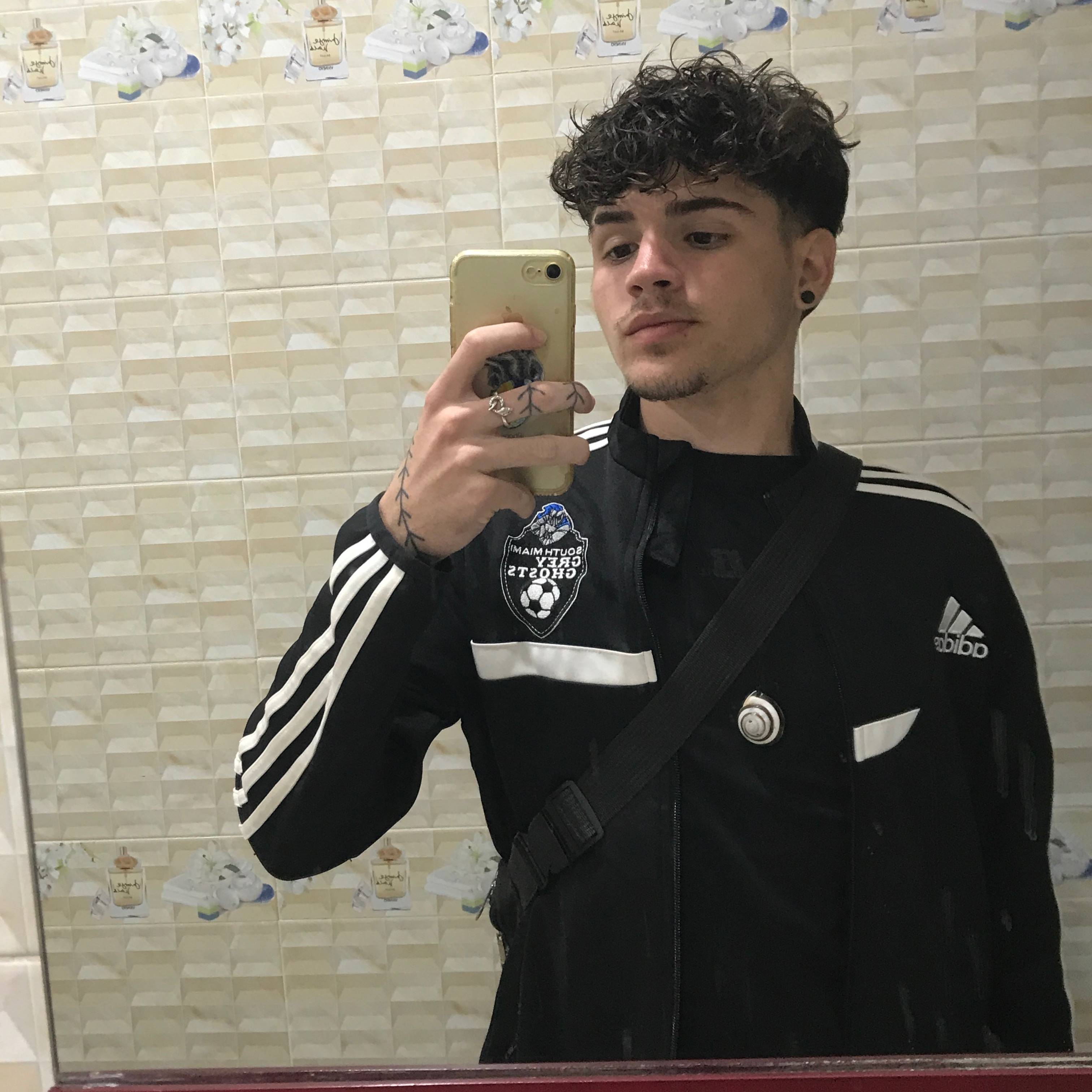 loverfans Cuban Boy profile photo. Cuban Boy 27