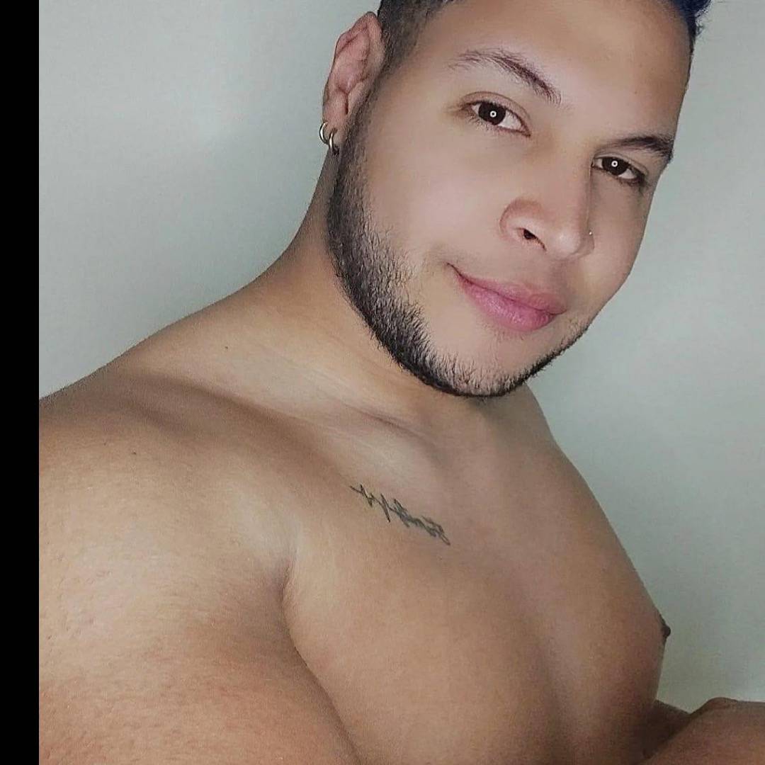 loverfans Nic profile photo. Nic 21