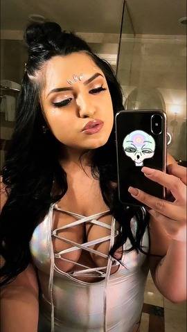 fancentro kimjohnson profile photo. kimjohnson 10