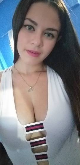 fancentro lunitaxve profile photo. lunitaxve 15
