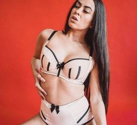 fancentro ericadeville profile photo. ericadeville 1
