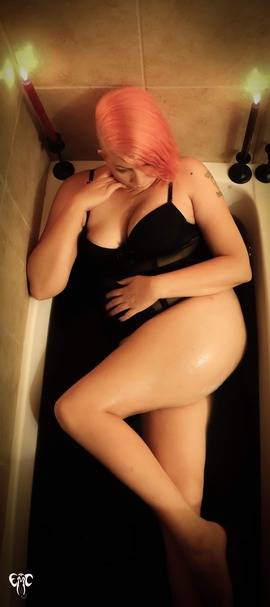 fancentro milfshake82 profile photo. milfshake82 3