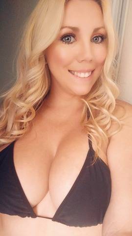 fancentro erotic_chloe_rose profile photo. erotic_chloe_rose 10