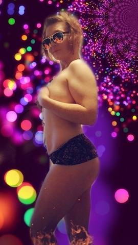 fancentro ladyred1991 profile photo. ladyred1991 17