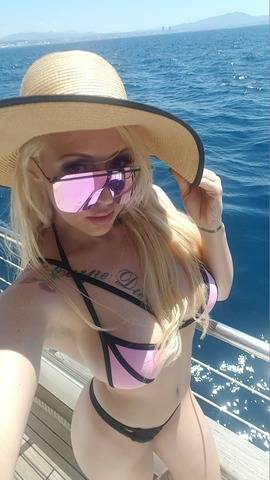 fancentro christinashine profile photo. christinashine 8