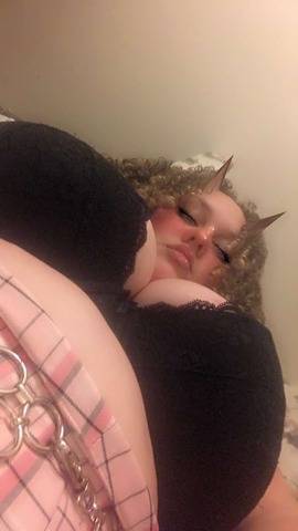 fancentro maimsqueez profile photo. maimsqueez 16
