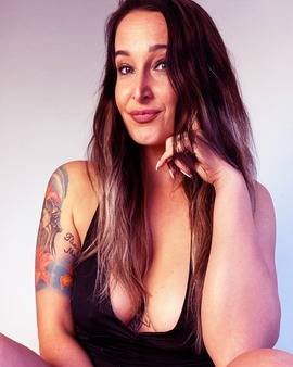 fancentro squirtinglinsey profile photo. squirtinglinsey 1