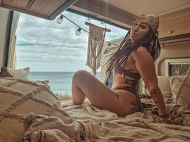 fancentro mira_grey profile photo. mira_grey 11